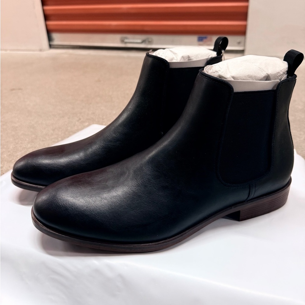 NWB Apt.9 Edgewood Men Ankle Boot Black Size 10